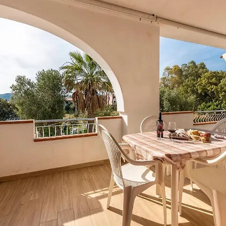 Elegant With Terrace At *
